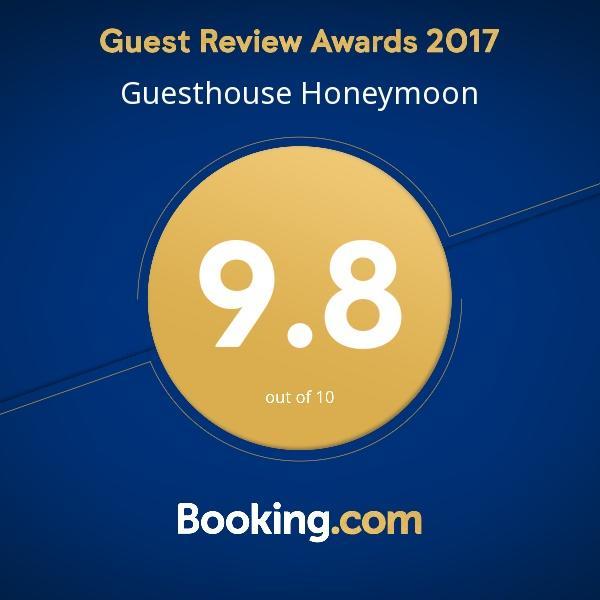 Guesthouse Honeymoon Signagi Exterior foto